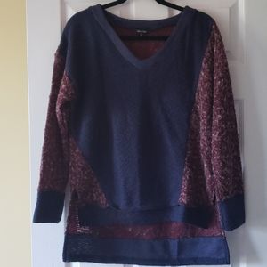 Yak n Yeti Sweater. Large.  NWOT.